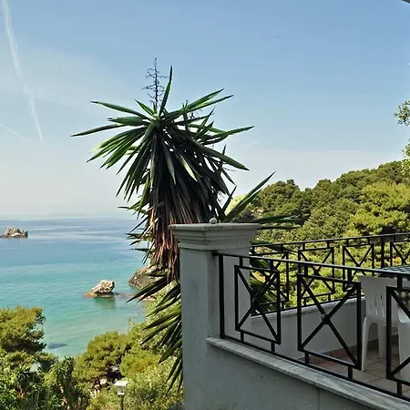 Yaliskari Beach Pelekas Exterior photo