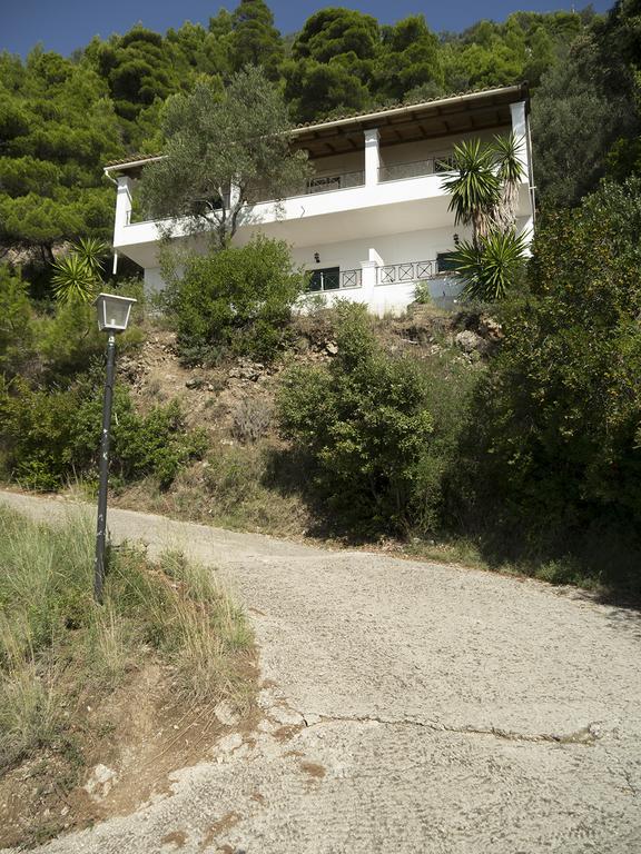 Apartment Yaliskari